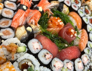 Eten en drinken Saifu Sushi